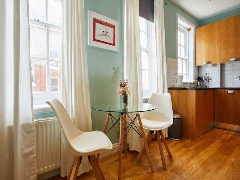 Apartment Central Londyn Zewnętrze zdjęcie